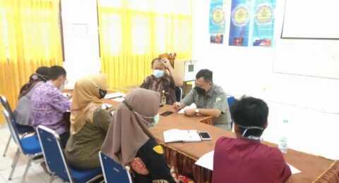 Rapat tindaklanjut Warek 4