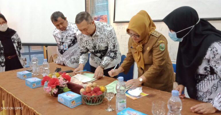 MoU UPGRIP dan SMAN 8 Prabu 27Jan22 5